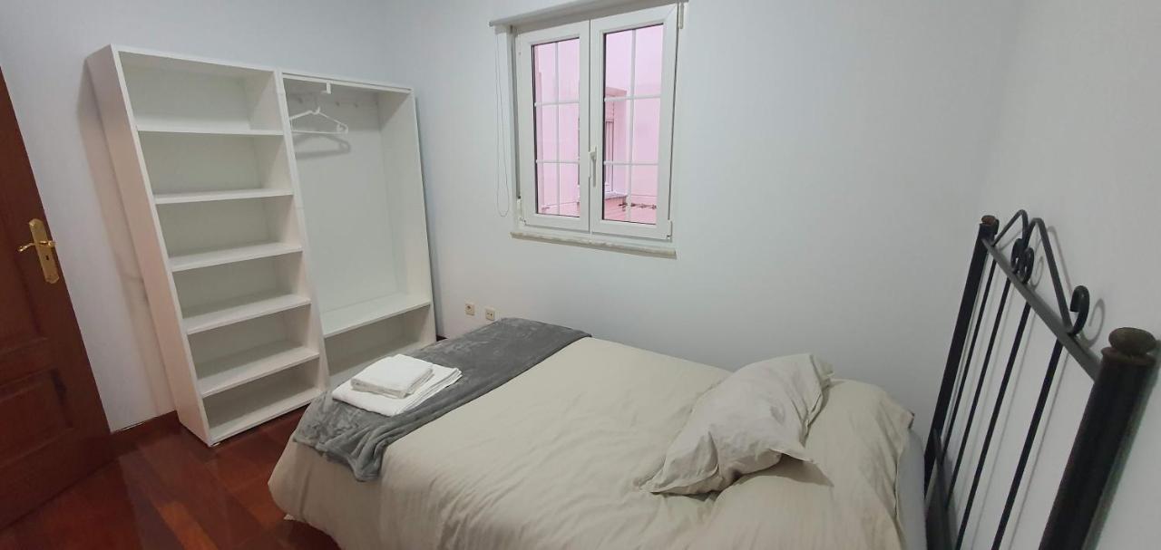 Piso Iria Apartment Cee Luaran gambar