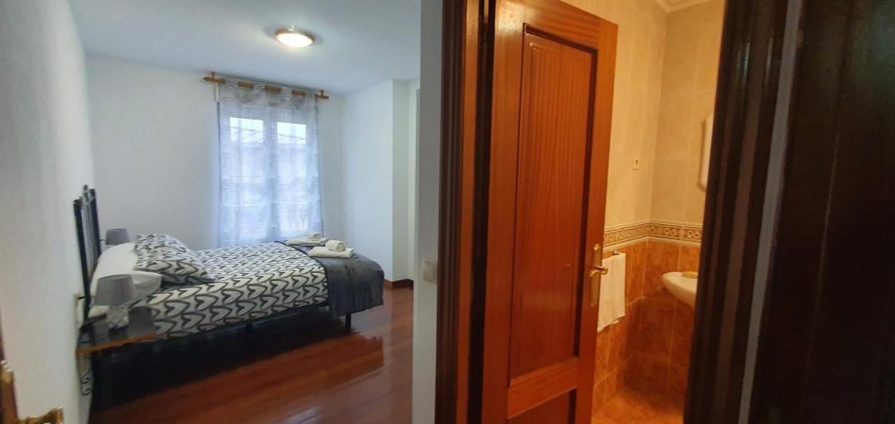 Piso Iria Apartment Cee Luaran gambar
